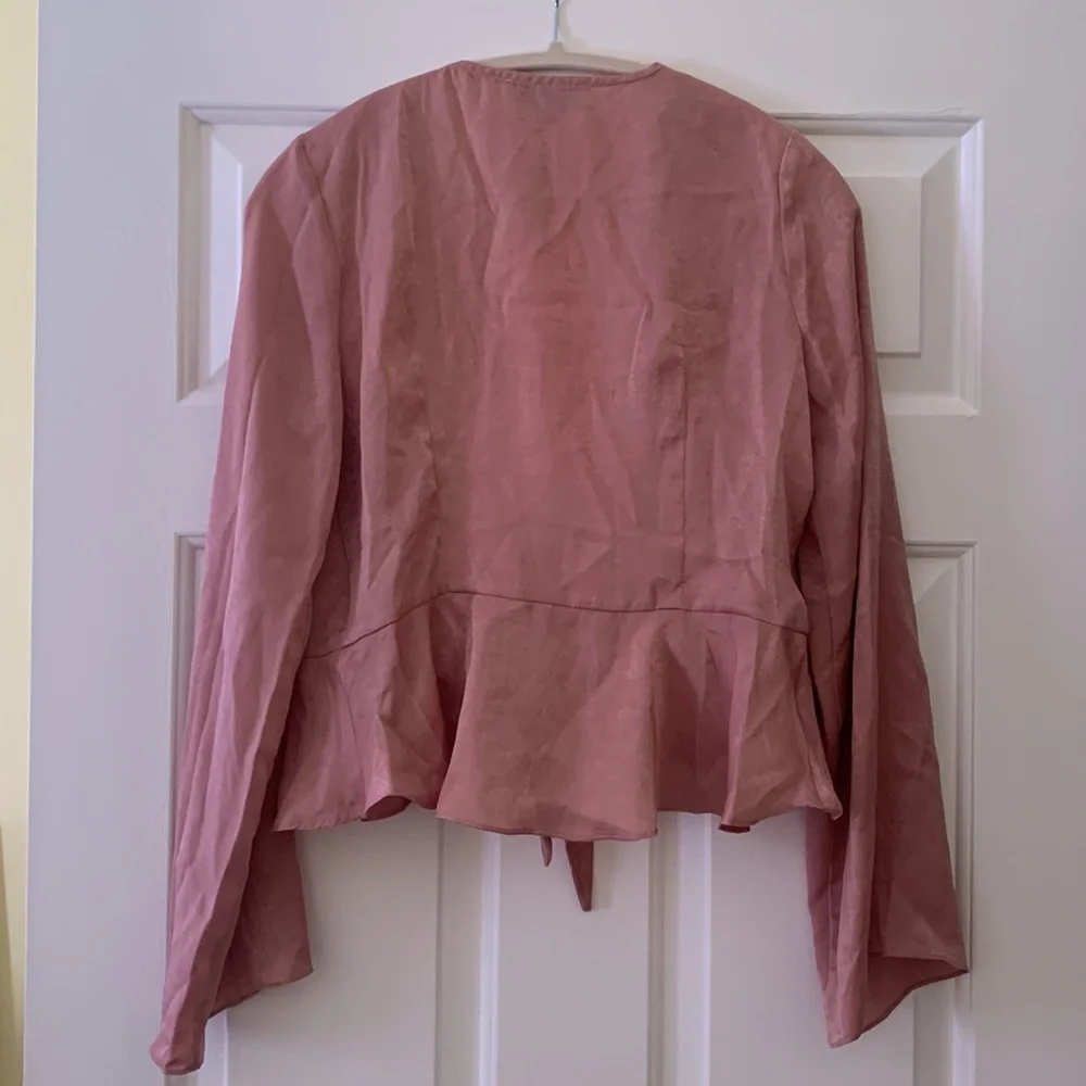 Pink Top - Picture 2 of 3